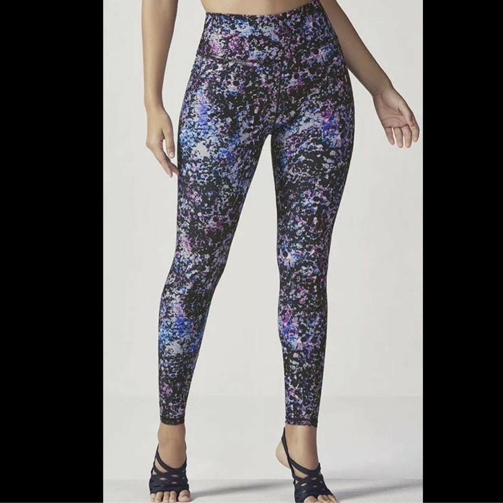 Fabletics Lisette High Waisted Printed Power Hold THE UP AND COMING Size L